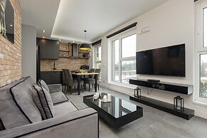 Milionowa Loft Apartment by Renters