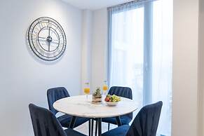 Apex Lofts Suite - 2 bed 2 Bath w/ Rooftop Terrace