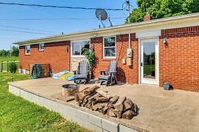 7 Mi to Depot District: Pet-friendly w/ Fire Pit