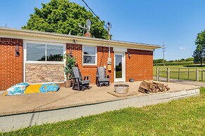 Cozy Richmond Home w/ Fire Pit: Walk, Bike & More!