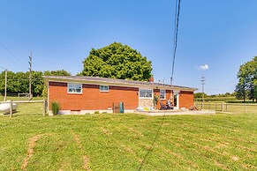 Cozy Richmond Home w/ Fire Pit: Walk, Bike & More!