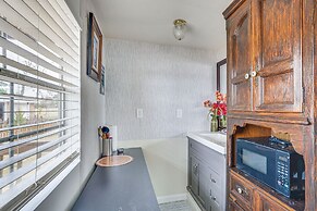 Lakefront Panama City Studio w/ Hot Tub Access