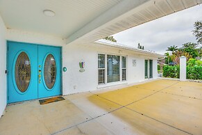 6 Mi to Beach, Beach Gear: Idyllic Bradenton Home