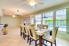 6 Mi to Beach, Beach Gear: Idyllic Bradenton Home