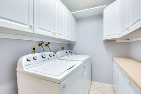 6 Mi to Beach, Beach Gear: Idyllic Bradenton Home