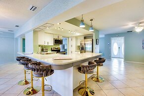 6 Mi to Beach, Beach Gear: Idyllic Bradenton Home