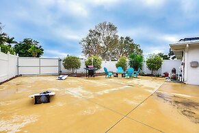 6 Mi to Beach, Beach Gear: Idyllic Bradenton Home