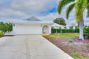 6 Mi to Beach, Beach Gear: Idyllic Bradenton Home