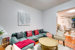Pet-friendly Salem Apartment w/ Shared Deck!
