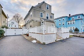Pet-friendly Salem Apartment w/ Shared Deck!