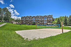 Eden Condo w/ Community Hot Tub, Close to Skiing