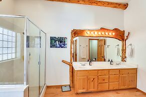 Stunning Pinetop-lakeside Cabin: Ski, Golf, Hike!