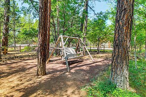 Stunning Pinetop-lakeside Cabin: Ski, Golf, Hike!