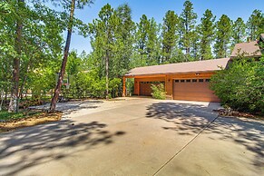 Stunning Pinetop-lakeside Cabin: Ski, Golf, Hike!