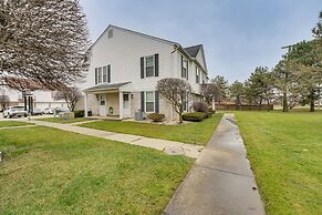 Clinton Township Condo Near L'anse Creuse Bay!