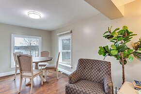 14 Mi to Uga: Quiet Lakefront Getaway w/ Porch!