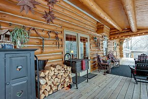 Family-friendly Thompsonville Cabin: River Access!