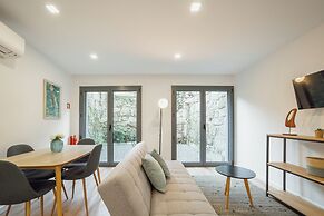 Courtyard Oporto Design Apartments