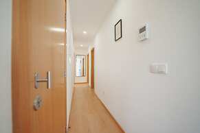 Courtyard Oporto Design Apartments