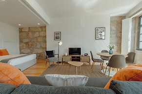 Courtyard Oporto Design Apartments