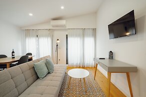 Courtyard Oporto Design Apartments