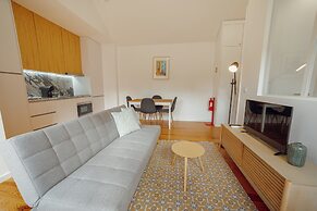 Courtyard Oporto Design Apartments