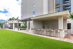 Sky Ala Moana 4209 2 Bedroom Condo by RedAwning