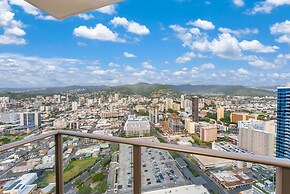 Sky Ala Moana 4209 2 Bedroom Condo by RedAwning