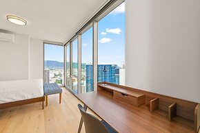 Sky Ala Moana 4209 2 Bedroom Condo by RedAwning