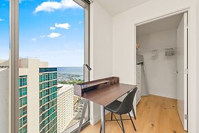 Sky Ala Moana 4209 2 Bedroom Condo by RedAwning