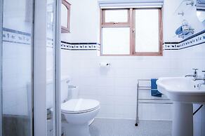 Beachways - 5 Bedroom Holiday Home - Saundersfoot