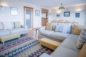 Beachways - 5 Bedroom Holiday Home - Saundersfoot