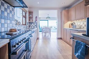 Beachways - 5 Bedroom Holiday Home - Saundersfoot