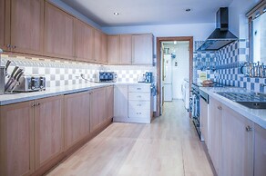 Beachways - 5 Bedroom Holiday Home - Saundersfoot