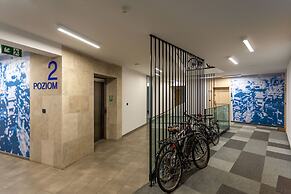 Betty by Q4Apartments