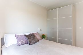 Betty by Q4Apartments