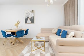 Bright Beige Apartment by Renters