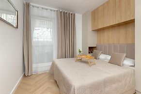 Bright Beige Apartment by Renters