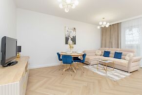 Bright Beige Apartment by Renters
