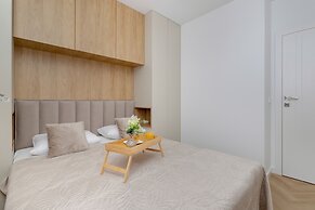 Bright Beige Apartment by Renters