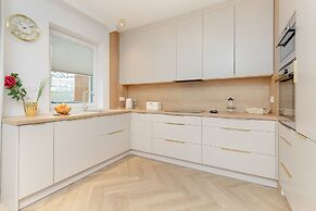 Bright Beige Apartment by Renters