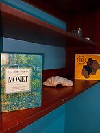 Lux Suites Sunset Vacation Homes