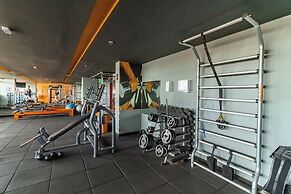 360 Manhattan by Ozped