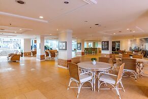 360 Manhattan by Ozped