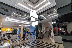 360 Manhattan by Ozped