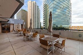 360 Manhattan by Ozped