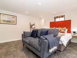 The Gardener's Retreat