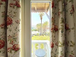 Hotel Plaza Corniche