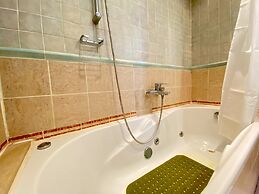 Hotel Plaza Corniche