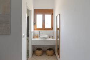 Infinite Blue Apartments